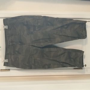 Camo Capri pants
